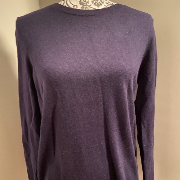 Talbots navy sweater - Picture 2 of 5